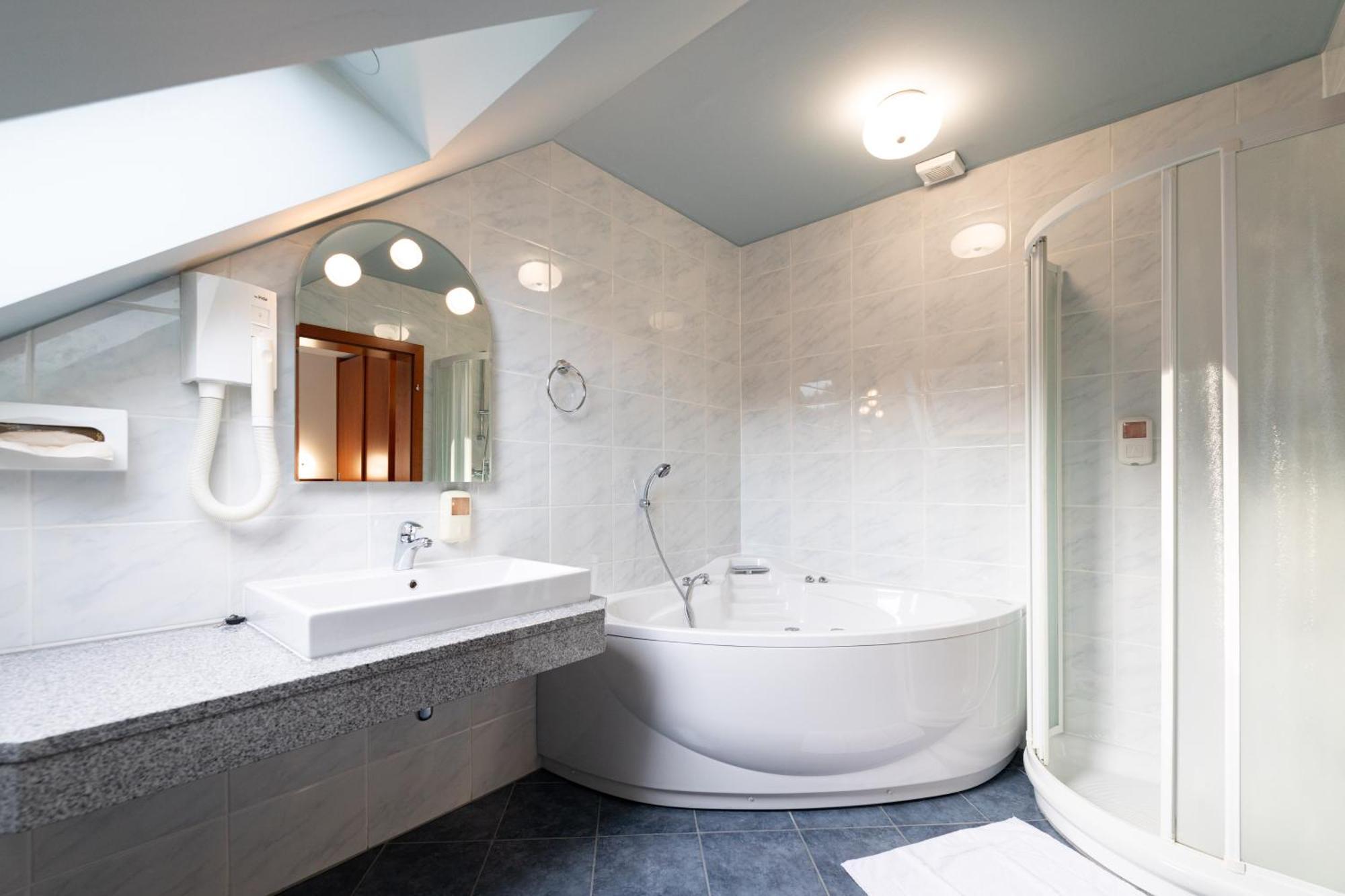 Hotel Spica Lasko Ngoại thất bức ảnh